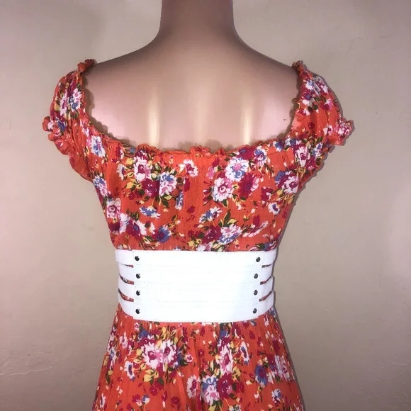 Artisan Corset Belt in White Suede Leather - Handmade in  display picture 2